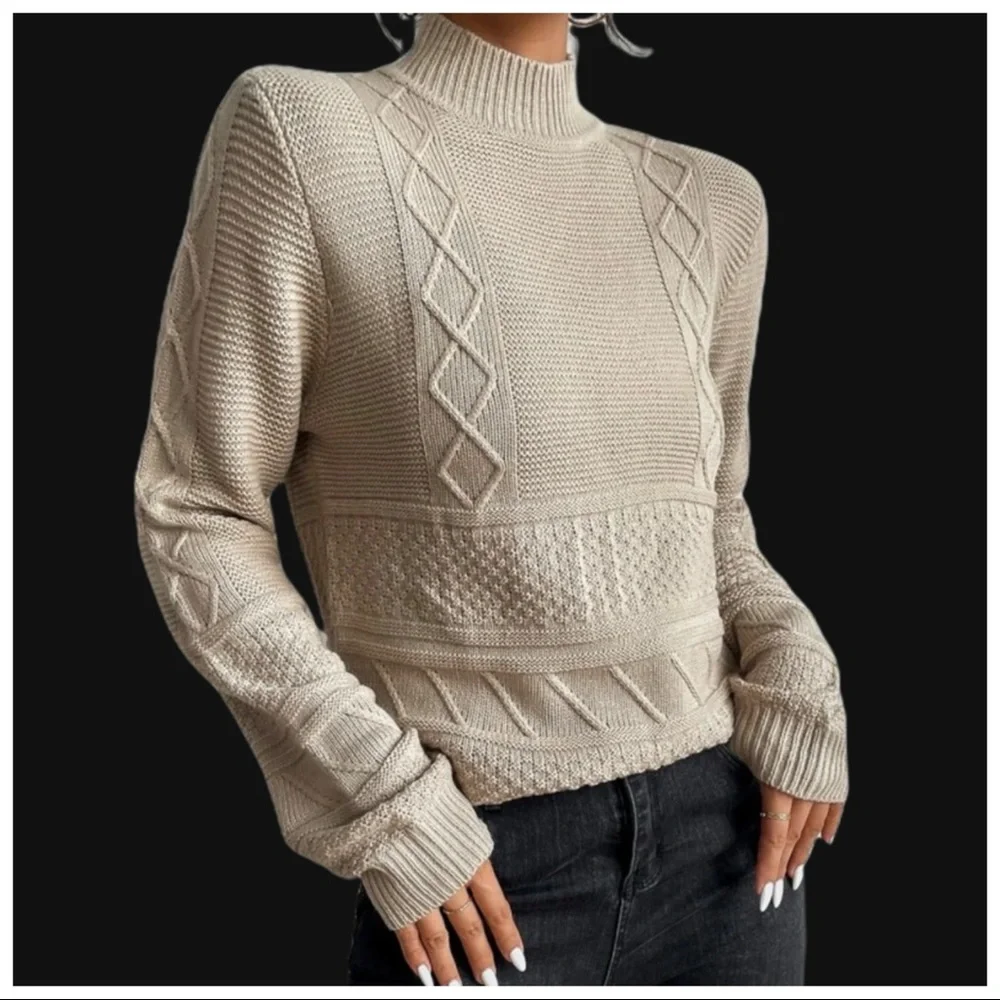 🛍 The Myeko Crew Neck Scarf Sweater - Picture 5 of 9